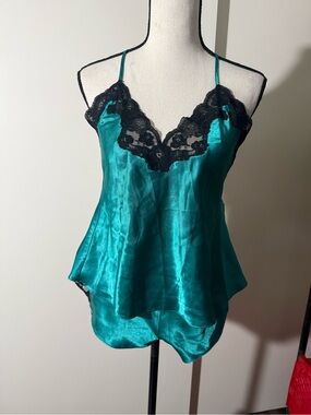 💚🖤 Vintage Frederick’s of Hollywood Lingerie Set 🖤💚